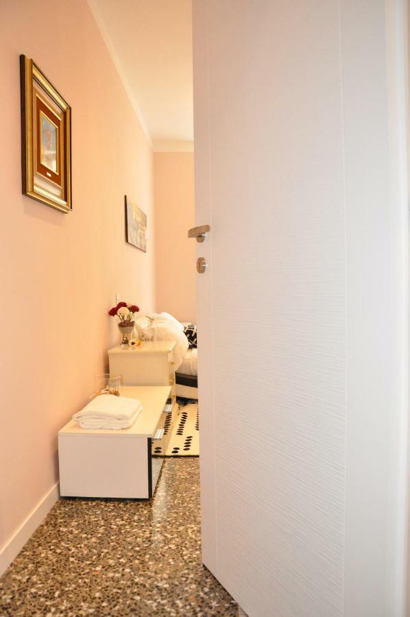 Michel'S House Apartment Genoa Bagian luar foto